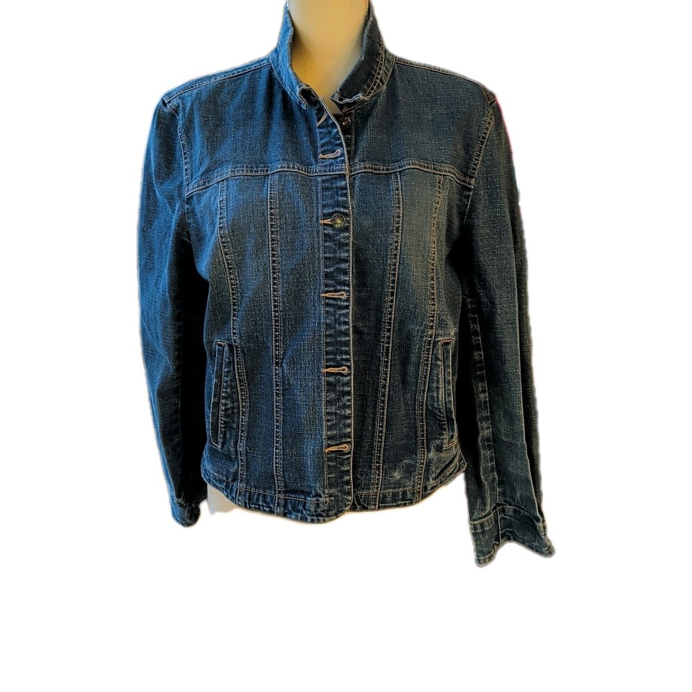 A.M.I. Women's Size M Denim Blue‎ Jacket Long Sleeves Pockets